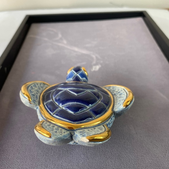 De Rosa Rinconada Adult Carey Sea Turtle #F129 Ceramic Figurine Gold Accents - Picture 3 of 7